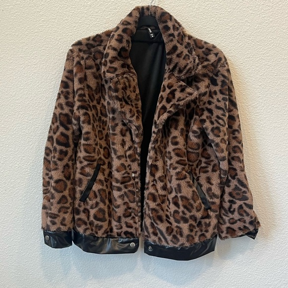 Crazy Train Jackets & Blazers - Crazy Train Brown and Black Teddy Jacket Leopard Print